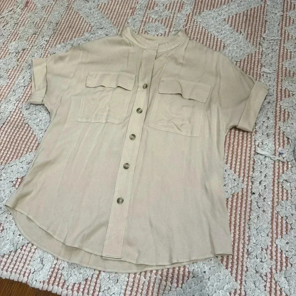Chico’s Beige Mock Neck Button Down - Picture 4 of 7